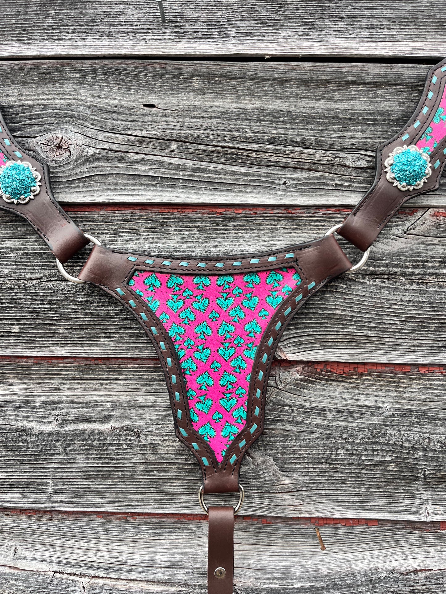 The Prairie Spade Breastcollar